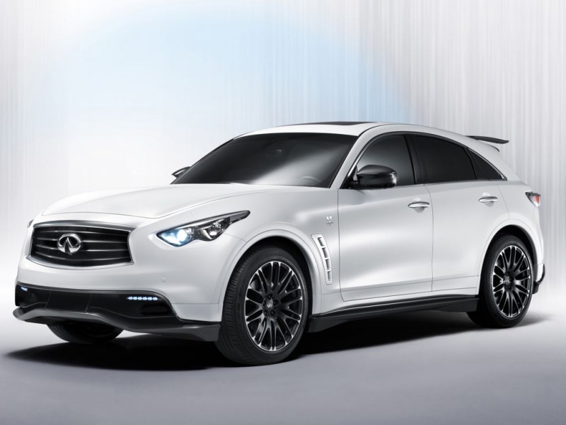 IAA 2011: Infiniti Sondermodell des FX fährt bis zu 300 km/h