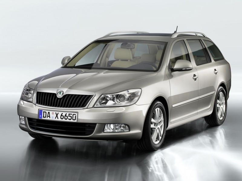 Skoda Octavia Combi (2012)