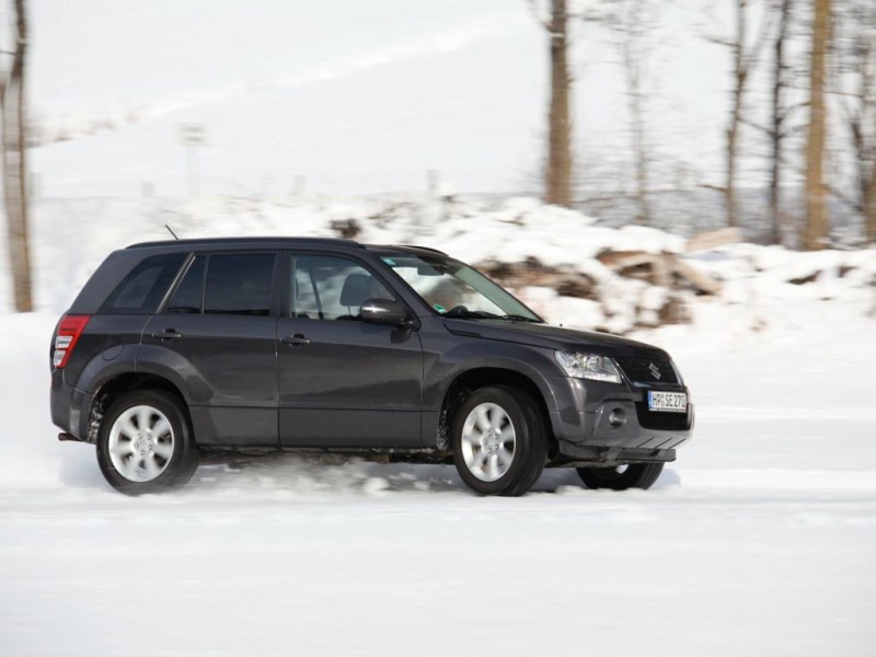 Suzuki Grand Vitara (2012)