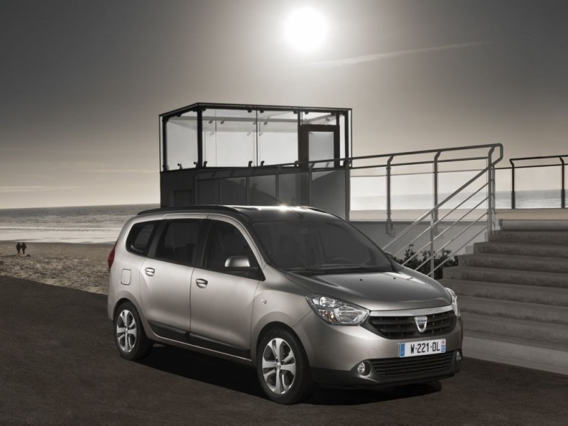 Dacia Lodgy (2012)