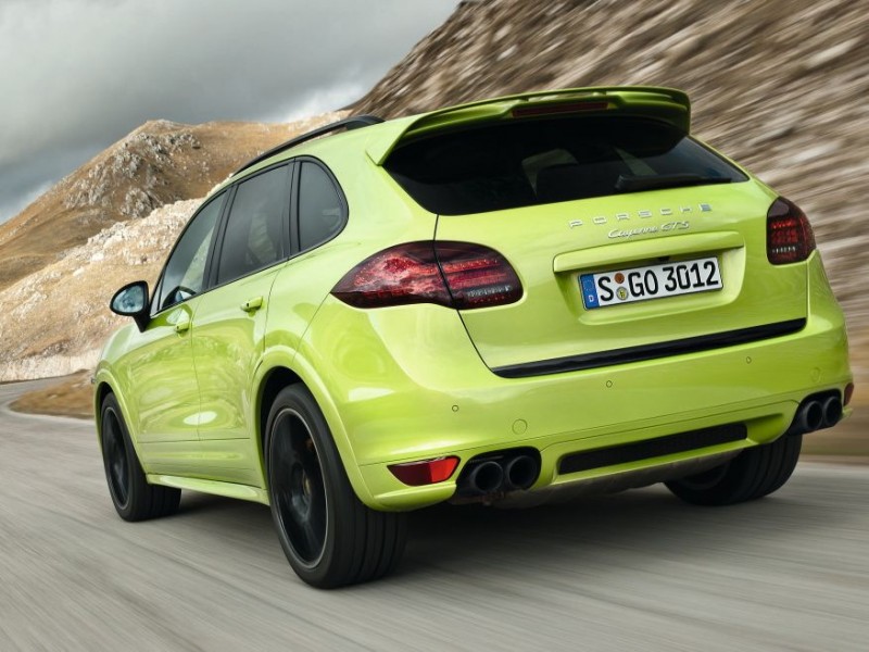 Porsche Cayenne GTS auf der Auto China 2012