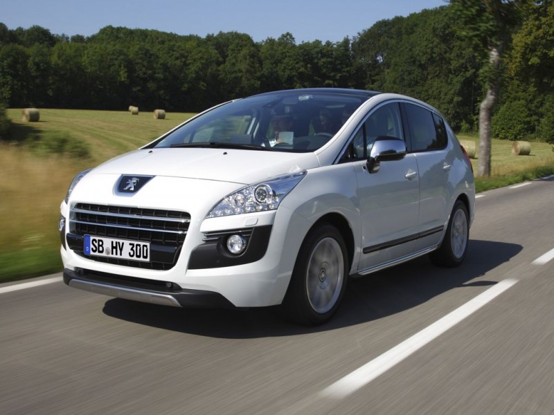 Peugeot 3008 HYbrid4 (2012)