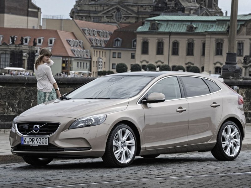 Volvo V40 (2013)