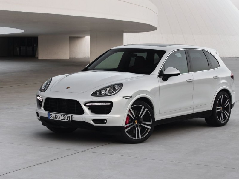 Porsche Cayenne Turbo S (2013)