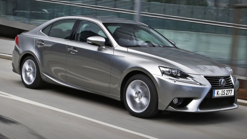 So sieht der neue Lexus IS 300 aus