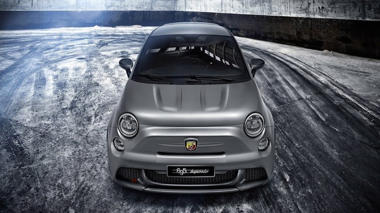 Abarth 695 Biposto 03 750x421 - Abarth 695 Biposto: Rassiges Biest - vollständig kompromisslos.