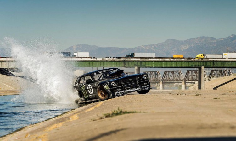 Gymkhana 7 Ken Block Mustang 1965