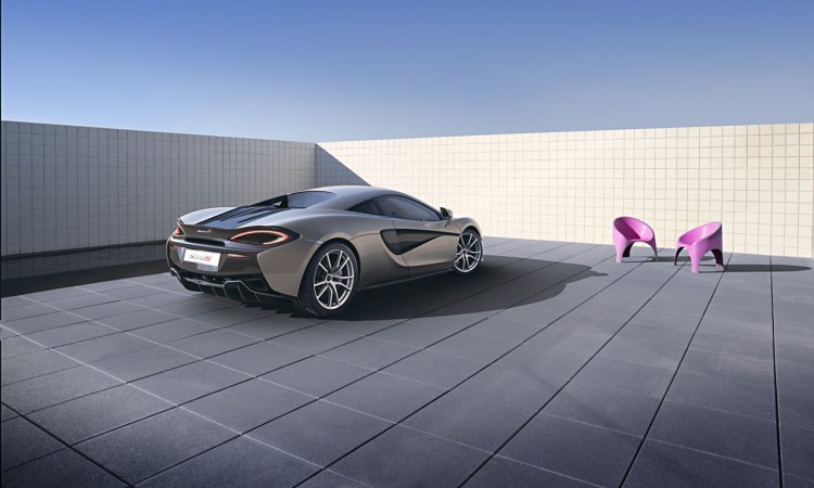 McLaren 570S