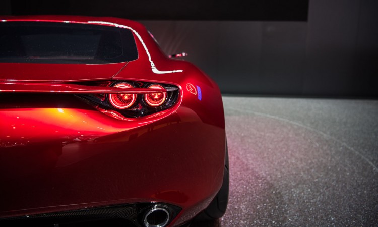 Mazda-RX-Vision-auf-dem-Genfer-Automobilsalon-2016-Mazda-Studie-Konzept-Design-Benjamin-Brodbeck-AUTOmativ.de-Tilman-Brodbeck