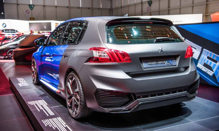 Peugeot-308-R-Rennzwerg-auf-dem-Autosalon-Genf-2016-Benjamin-Brodbeck-AUTOmativ.de-Volkswagen-Polo-GTI-VW-Golf-GTI-Golf-R