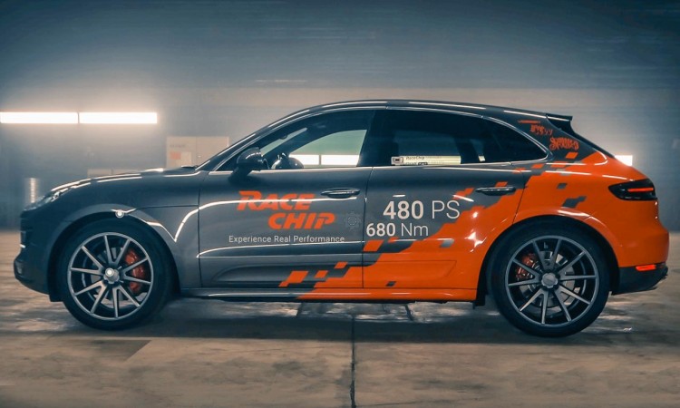 RaceChip-Porsche-Macan-Turbo-mit-480-PS-bei-AUTOmativ-im-Test-Benjamin-Brodbeck-Tilman-Brodbeck-Porsche-Exclusive-TechArt-Macan