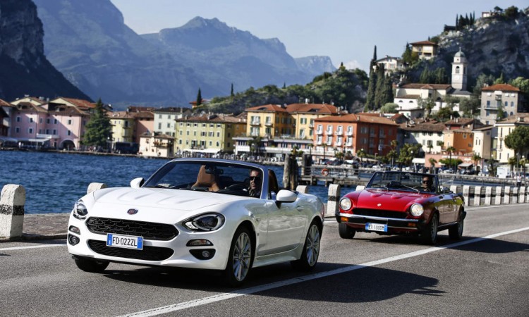 Fiat-124-Spider-Hommage-Abarth-BMW-Fiat-500-3.0CSL-SLS-Mercedes-AMG-300SL-Triumph-Mazda MX-5-AUTOmativ.de-StefanEmmerich