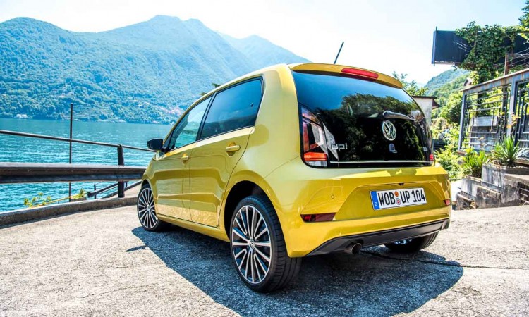 Neuer 2017 VW up im Test im Fahrbericht in Mailand und am Comer See Volkswagen up getestet von AUTOmativ.de Benjamin Brodbeck