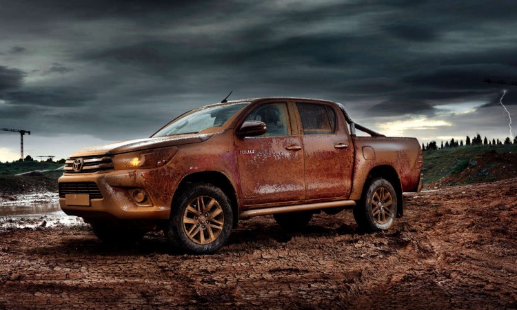 Toyota-Hilux-2016-Geländewagen-Klassensieger-Allradantrieb-Offroad-Dieselmotor-Toyota-PickUp-Legende-Land-Cruiser-StefanEmmerich-AUTOmativ.de-AUTOmativ-Online-Magazin