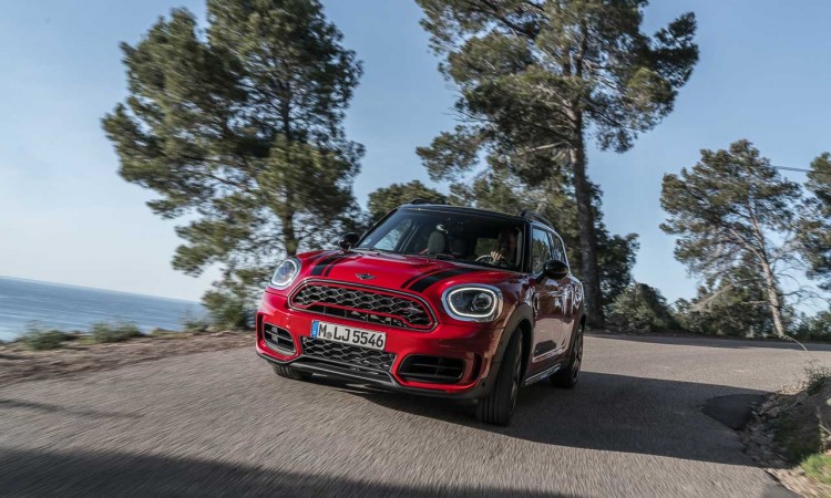 Mini John Cooper Works Countryman 4 750x450 - Neuer Mini John Cooper Works Countryman: Mit 231 PS auf allen Vieren!