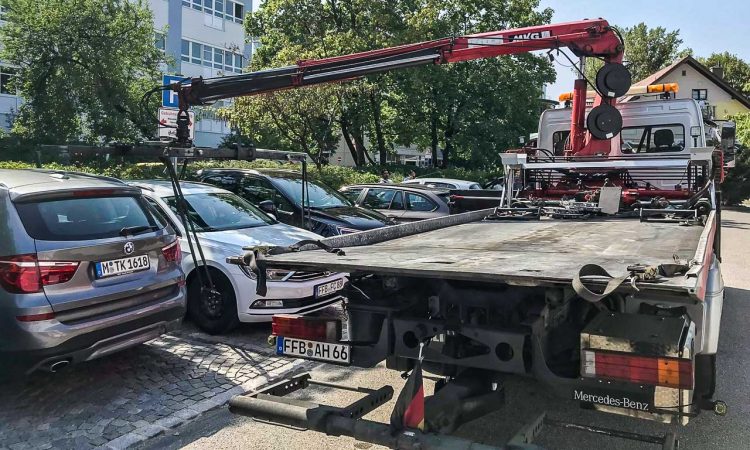 Abgeschleppt nach zehn Minuten Zulassungsstelle Muenchen Ratgeber Auto Muenchen 3 750x450 - Ratgeber: Albtraum beim Parken in München - abgeschleppt nach 10 Minuten