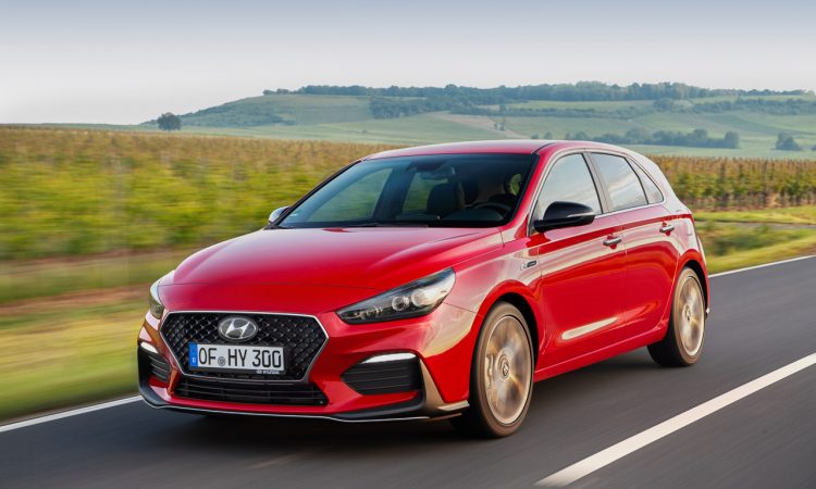 Hyundai i30 2019 aufgefrischt 3 750x450 - Aufgefrischt: Hyundai i30 mit Fastback-Gesicht zum selben Preis!