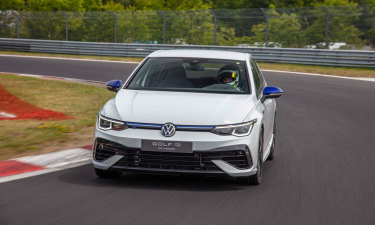 VW Golf R 20 Years ist der schnellste Volkswagen R auf der Nuerburgring Nordschleife AUTOmativ.de Volkswagen Benny Leuchter 2 750x450 - VW Golf R „20 Years“ schneller als Clubsport S auf der Nürburgring-Nordschleife