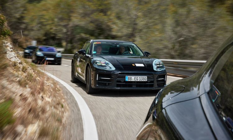 Porsche Panamera 2024 mit V8 und neuem PDK auf letzten Abstimmungsfahrten AUTOmativ.de News Porsche Panamera E hybrid 2024 7 750x450 - Neue Generation des Porsche Panamera (2024) mit neuem PDK und wieder mit V8-Versionen