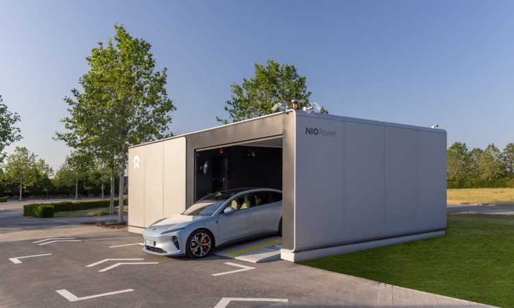 NIO und RWE gehen Kooperation bei Batterie Wechselstationen ein AUTOmativ.de 1 750x450 - NIO und RWE gehen Kooperation bei Batterie-Wechselstationen und Infrastruktur ein