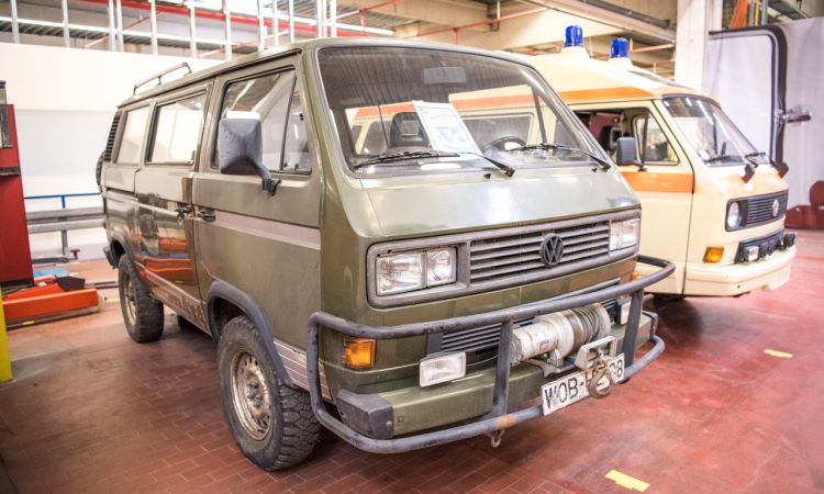 Volkswagen Hannover Heilige Hallen von VW Nutzfahrzeuge VW Bulli 50 Jahre Jubilaeum VW Bulli Geschichte VW Bulli VW Bus T7 VW Bus AUTOmativ.de 18 750x450 - Wir feiern 75 Jahre Bulli! Die Geschichte einer automobilen Ikone